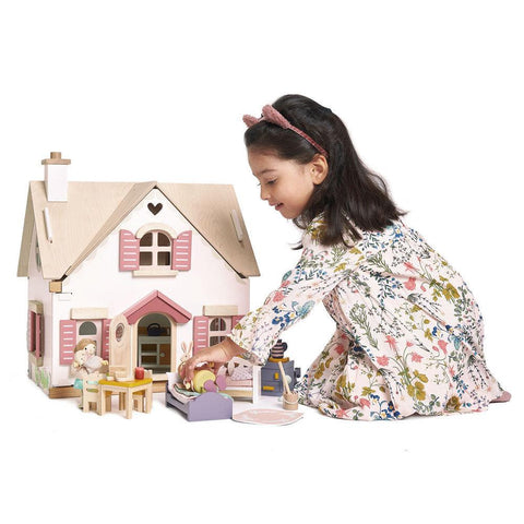 Cottontail Cottage babaház bútorozva